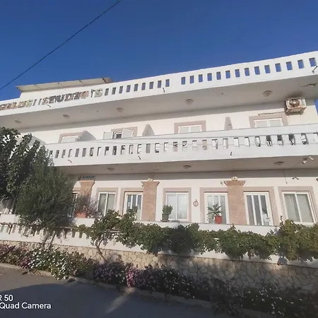Agelos Studios Aparthotel